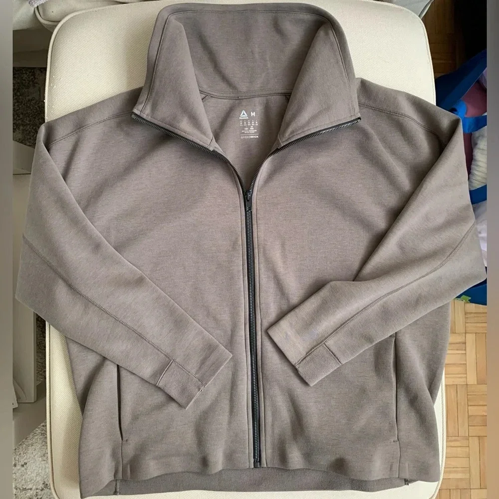 Reebok Zip Cropped Sweater - Picture 1 of 8